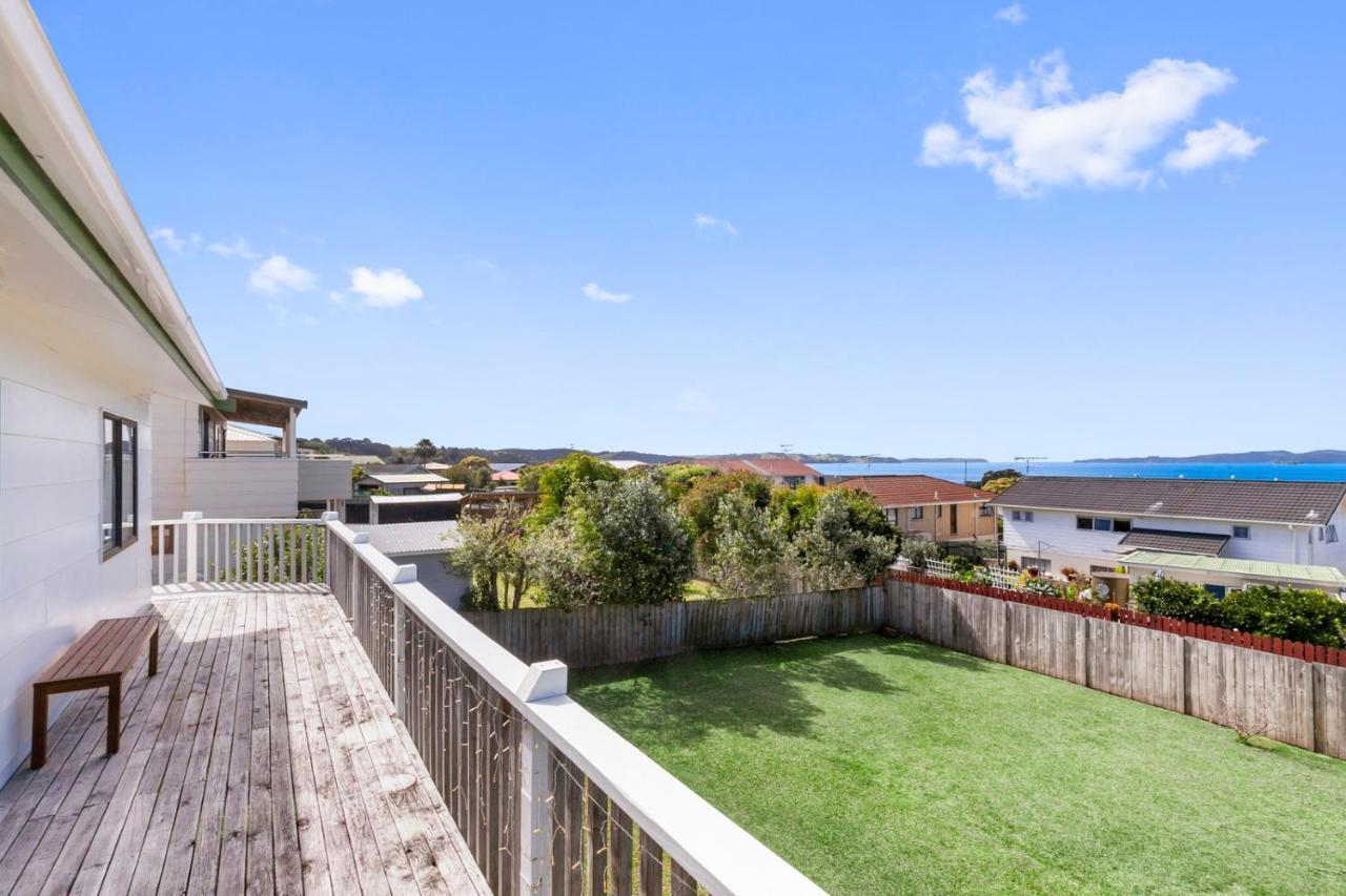 Snells Seaside Bach - Snells Beach Holiday Home Eksteriør billede